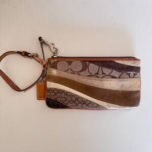 Coach Vintage Y2K Wave Patchwork Brown Tan Signature Metallic Wristlet Clutch